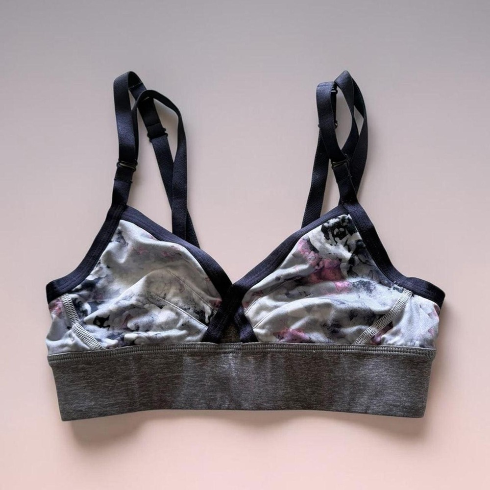 Lululemon Flow Y Bra Double Layer Abstract Floral Pattern - 4